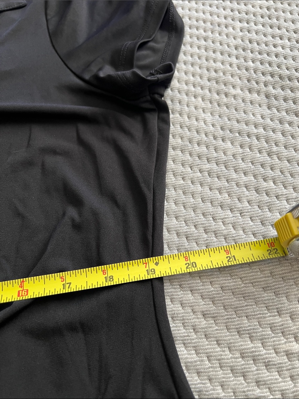 Simply Vera Vera Wang Black Ruched Button-Front Short Sleeve Shirt - Picture 6 of 6